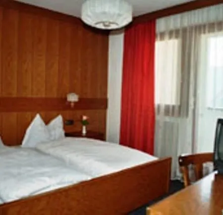 Hotel Toni